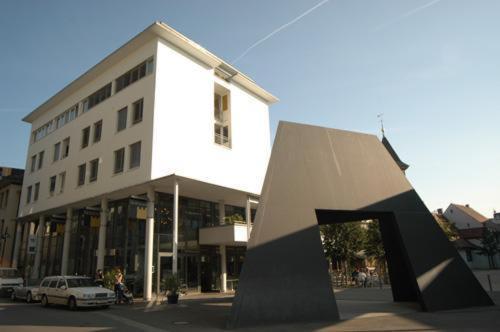 Hotel Mariotto Am Burghof Lörrach Exteriör bild